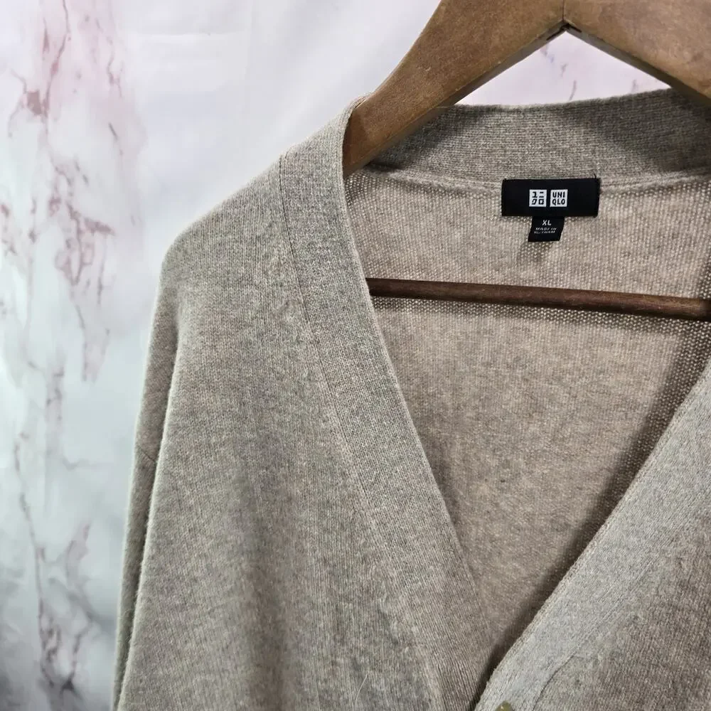 Uniqlo Cardigan Mens XL Beige Wool Thick Dad Grandpa Academic Cosby Core